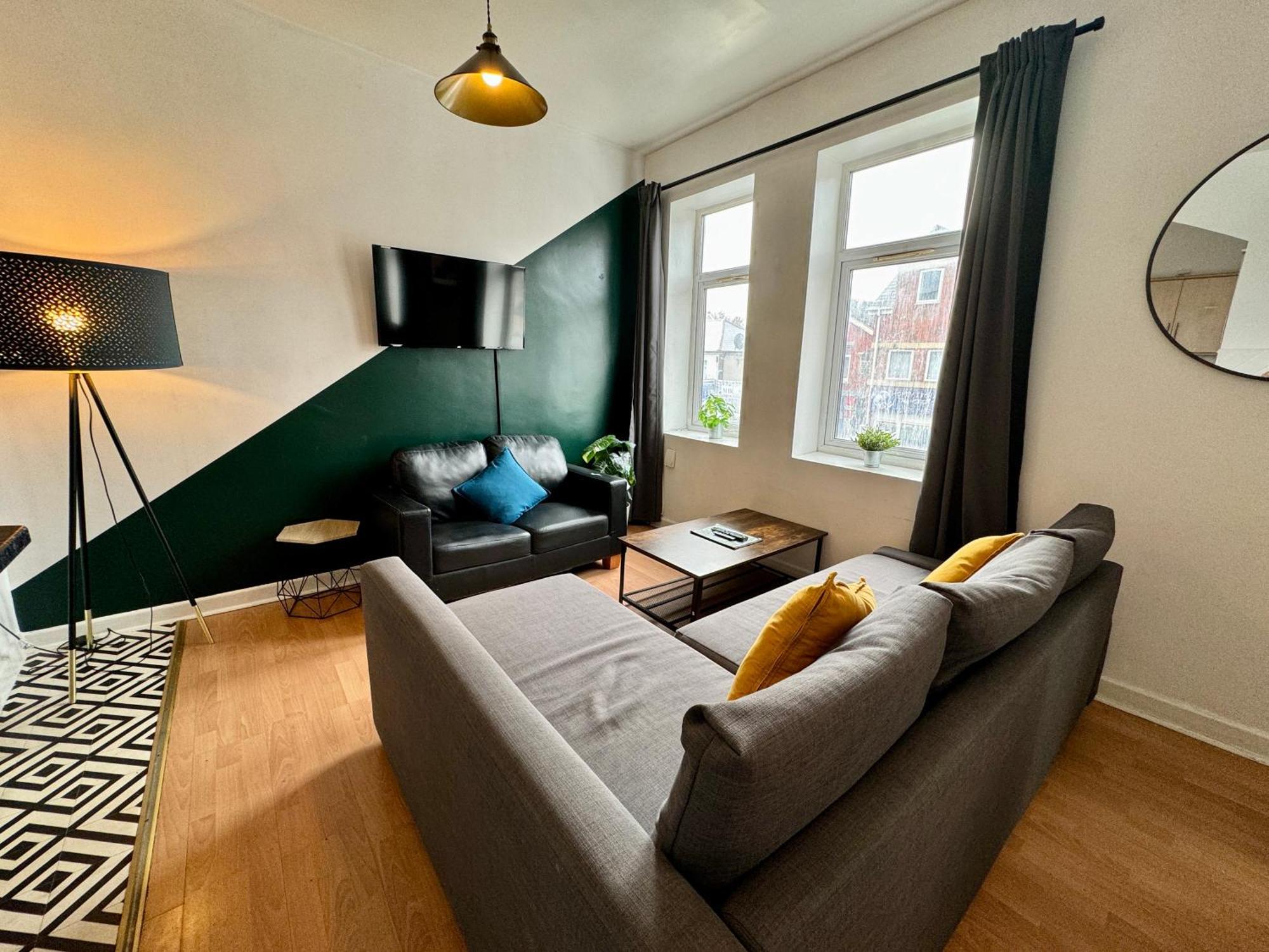 Space For Groups, 10 Mins From Queen St! Cardiff Exterior foto
